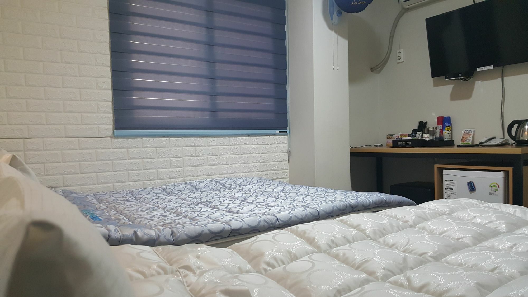 Gwangan Blue Moon Motel Busan Bagian luar foto