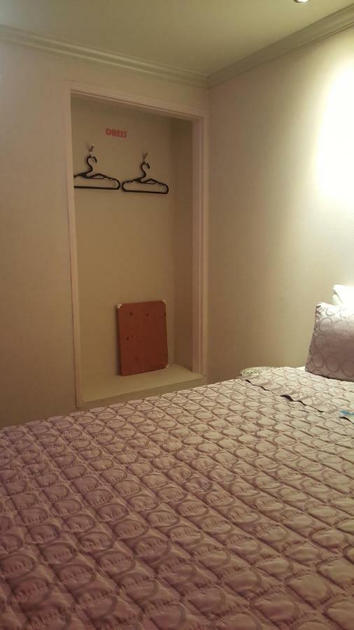 Gwangan Blue Moon Motel Busan Bagian luar foto